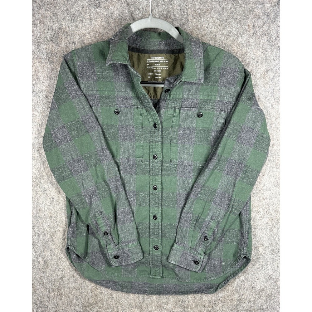 REI Cooperative Flannel Shirt Mens Medium Green Plaid Button Up Outdoor Hiking